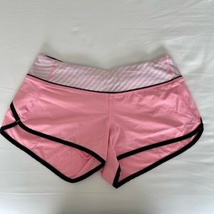 Lululemon Speed Up Low-rise Lined short 2.5”